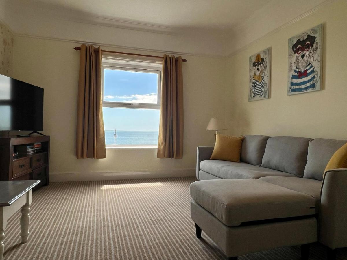 Clifton Seafront Apartments - Sandown, Isle Of Wight --- Car Ferry Optional Extra 92 Pounds Return From Southampton Exterior photo